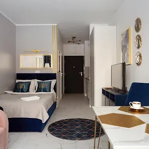 Krzemieniecka 8 By Perfect Apartament