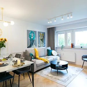 Zablocinska 6 - Bezplatny Parking - Apartament Dla 6 Osob - 400m Do Stacji Metra - Better Apartament